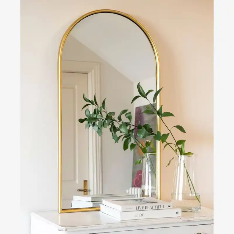 Haz crecer tu casa y llénala de luz con estos espejos súper elegantes de Casa Viva